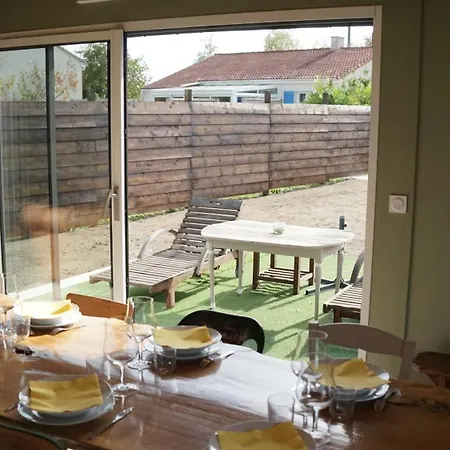 Le Chai Des Poilanes 3* Liré