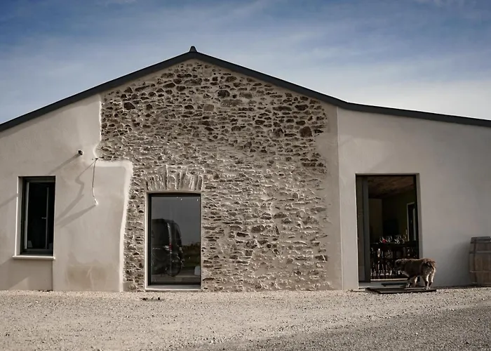 Le Chai Des Poilanes 3* Lire